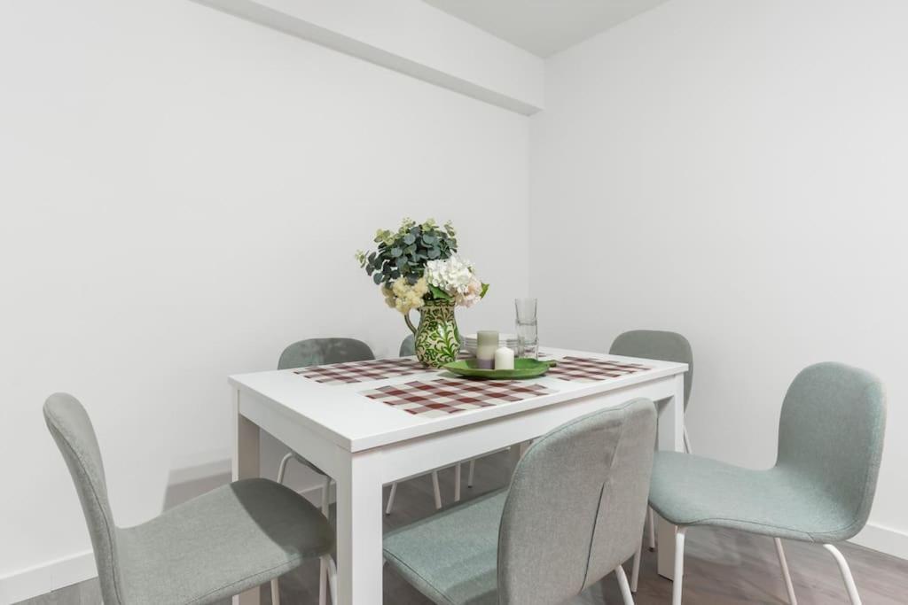 Apartamento Marques De Urquijo Gijón Exterior foto